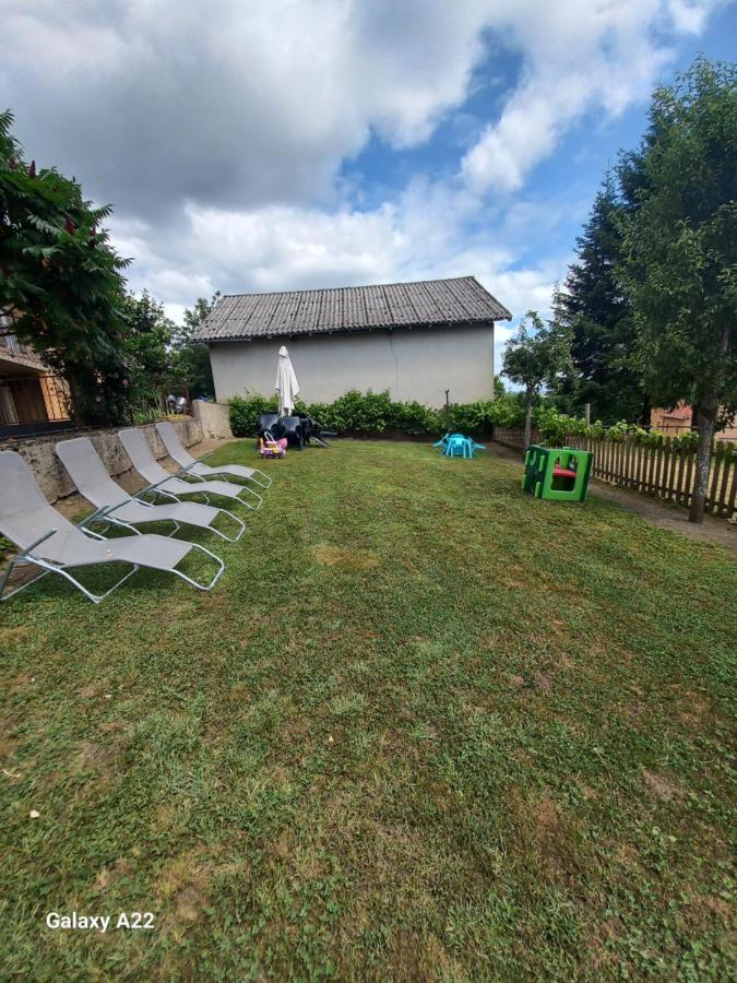 La Maison De Valerie Quézac Exteriör bild